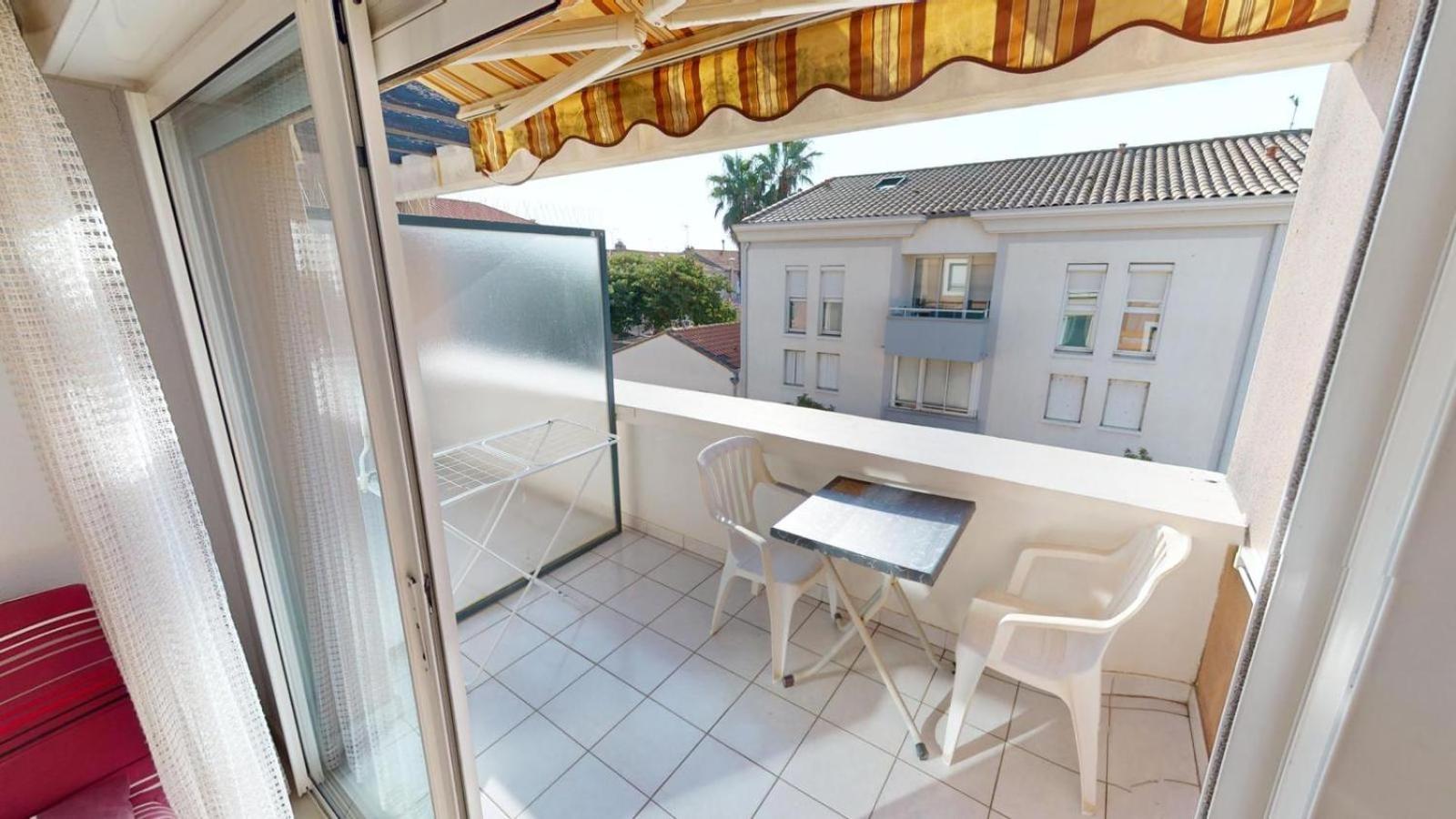 T2 Clim Avec Terrasse Et Place De Parking Privative Balaruc-les-Bains